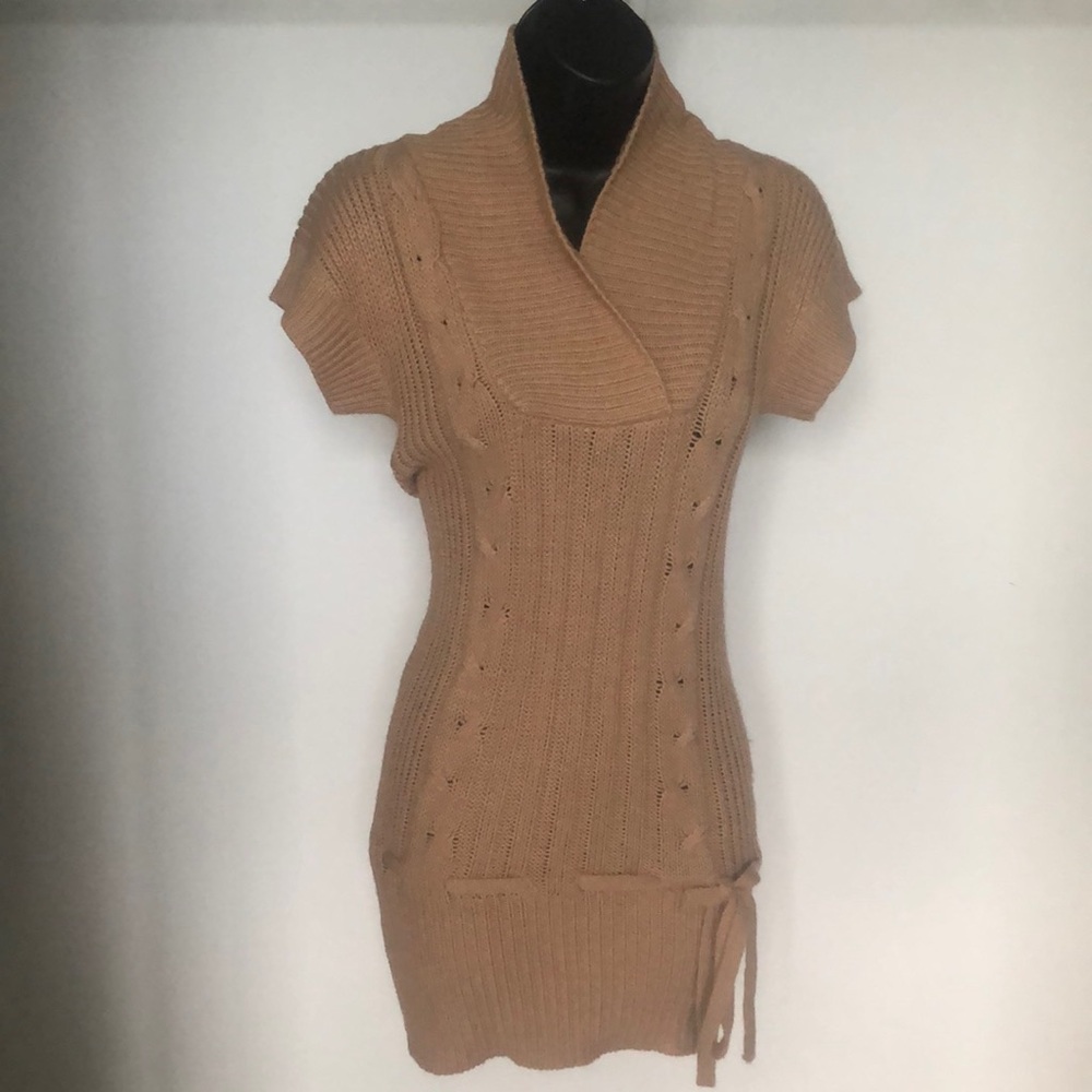 BODY CENTRAL, Tan Sweater / Sweater Dress, size S